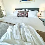The Place Apartman Srima