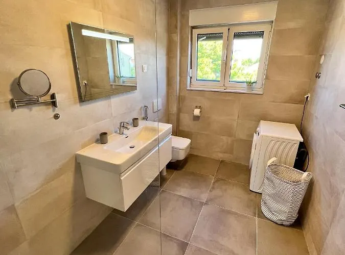 The Place 아파트 *